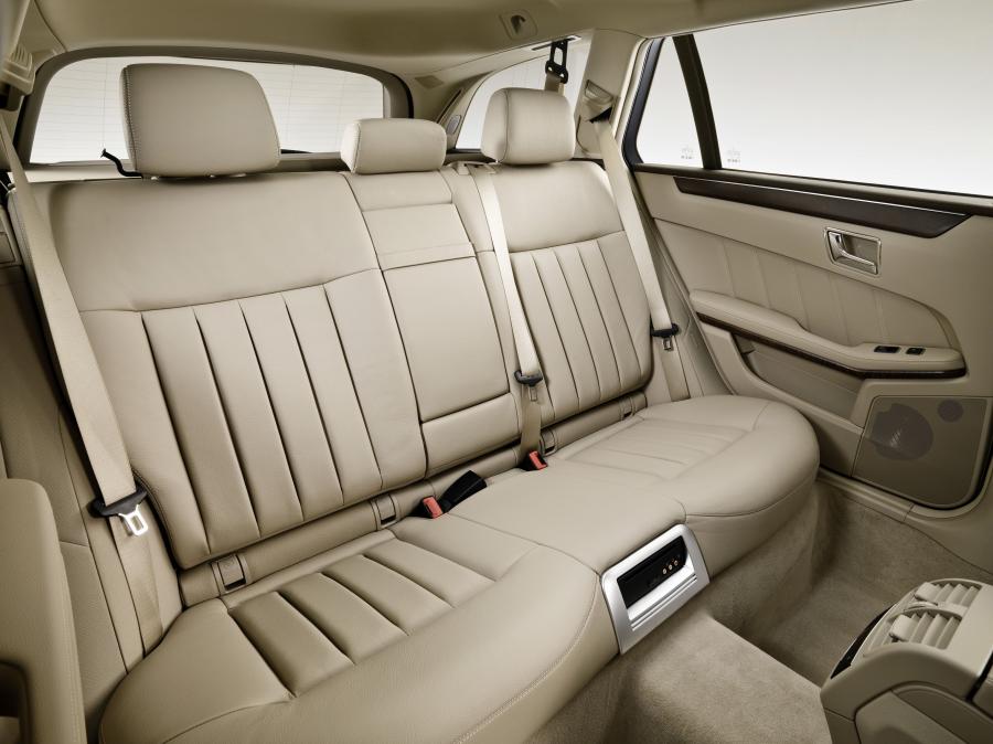  Mercedes-Benz E-Class Estate 2009 года  (фото 15 из 49)